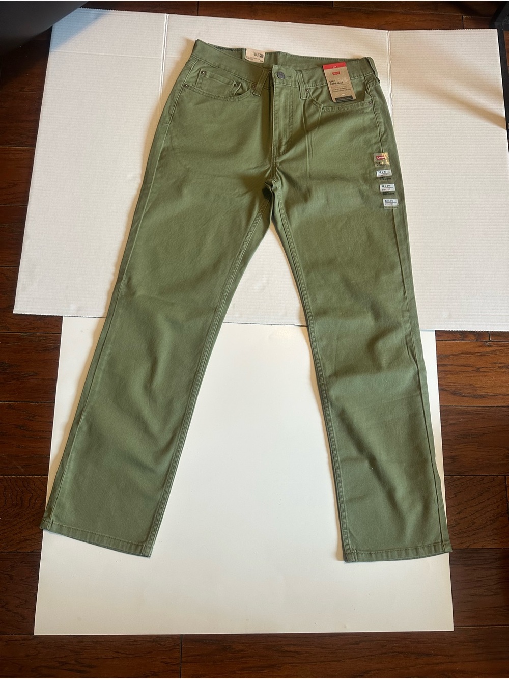 Levi’s 514 Straight Stretch Men’s Pants Olive Green 32x30 NWT